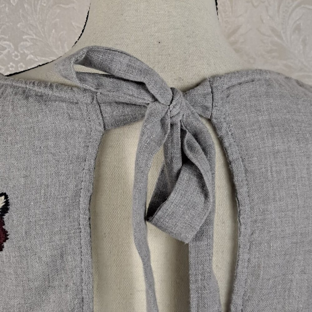 Zara Basic Collection Size Xs Gray Embroidered Fl… - image 8